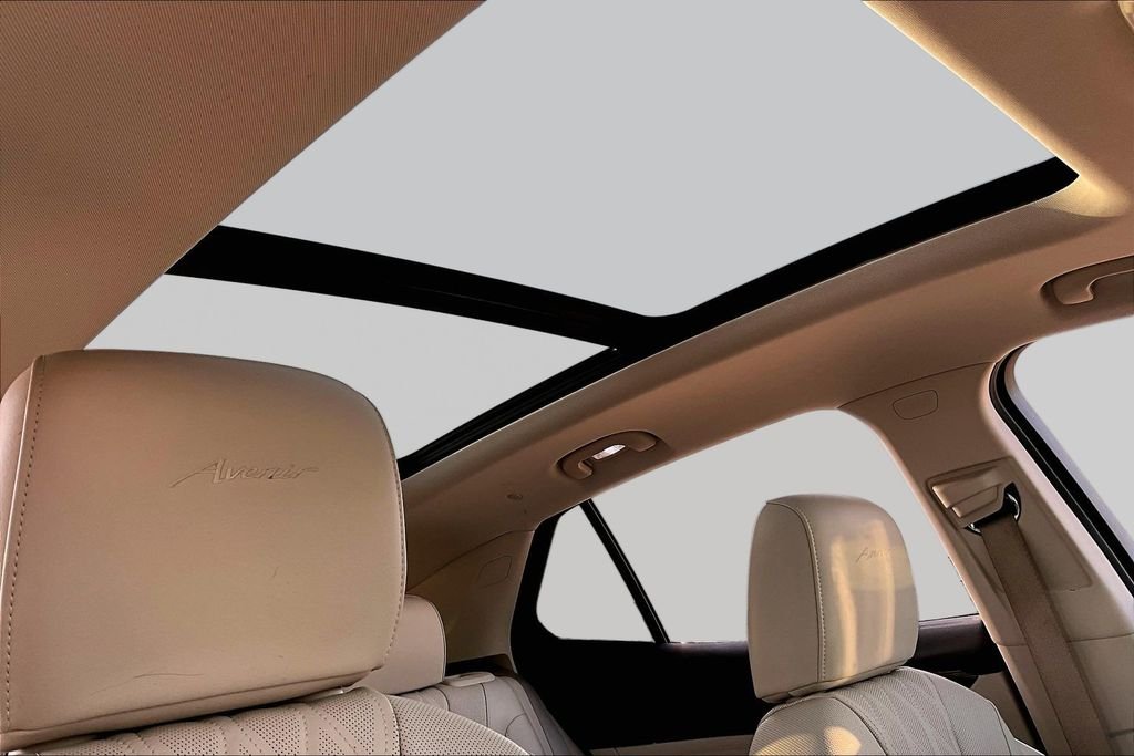 Used 2023 Blue Buick Avenir image 17