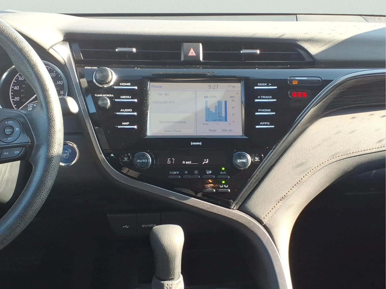 Used 2020 Blue Toyota LE image 13