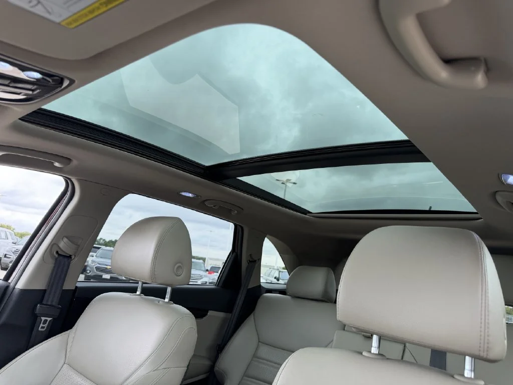 Used 2020 Purple Kia EX image 25