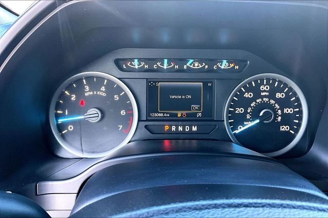Used 2018 Red Ford XLT image 17