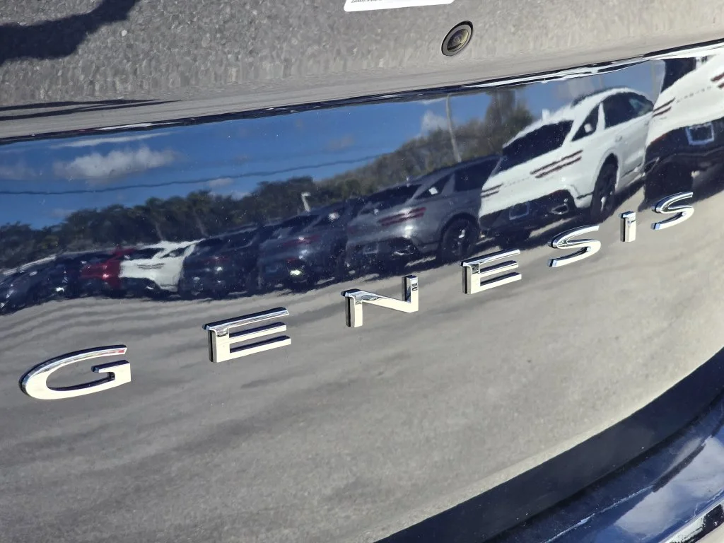 New 2027 Blue Genesis 2.5T Sport Prestige image 6