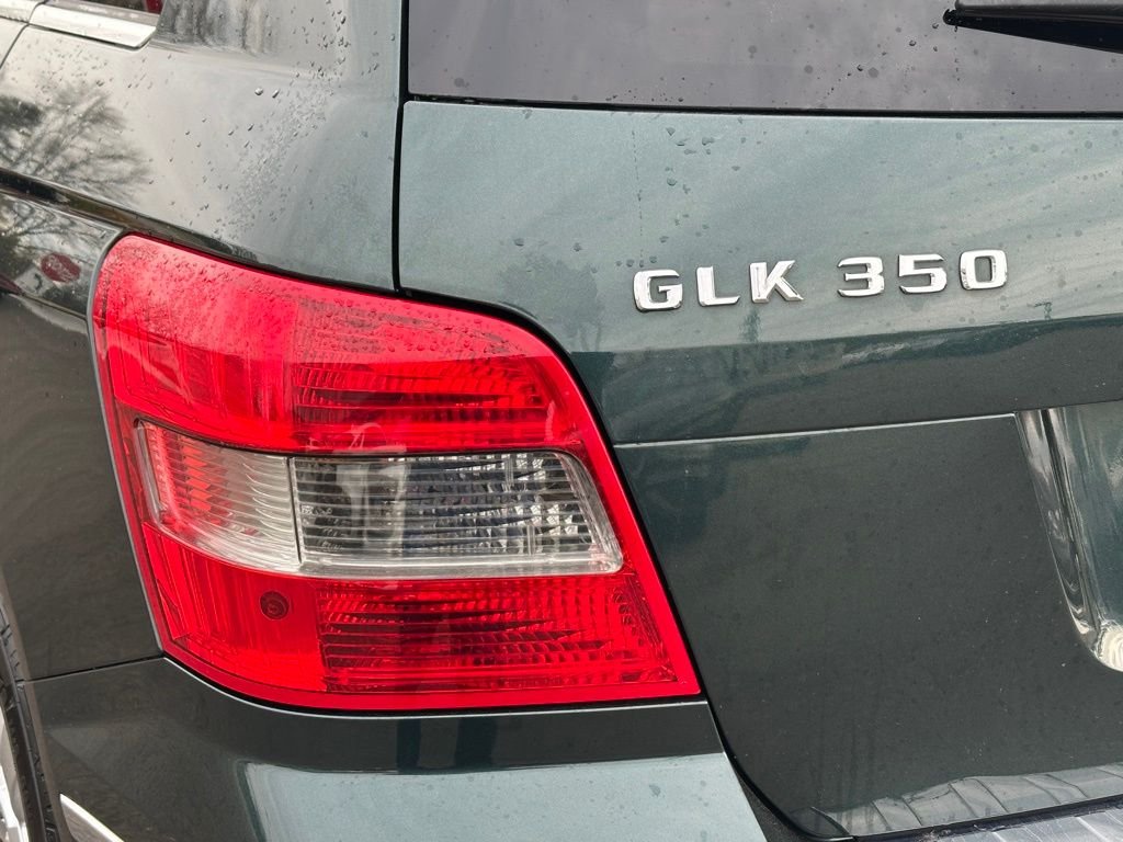 Used 2011 Green Mercedes-Benz GLK 350 image 18