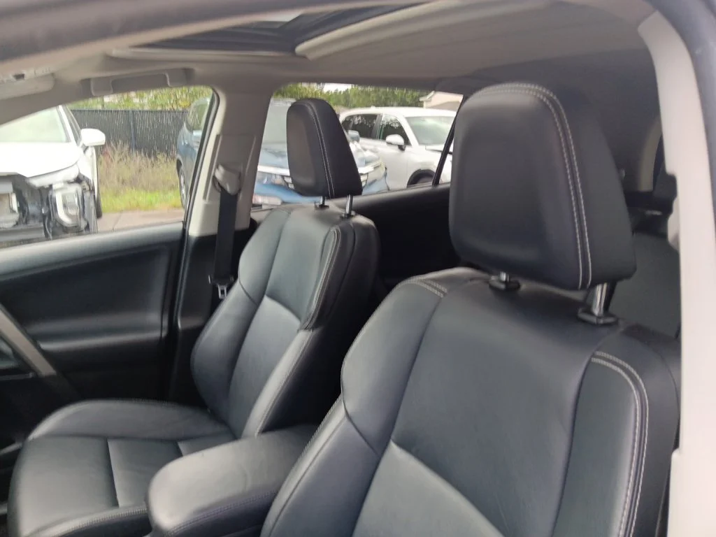 Used 2016 Black Toyota Limited image 13