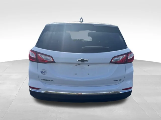 Used 2021 SUMMIT WHITE Chevrolet LT image 4