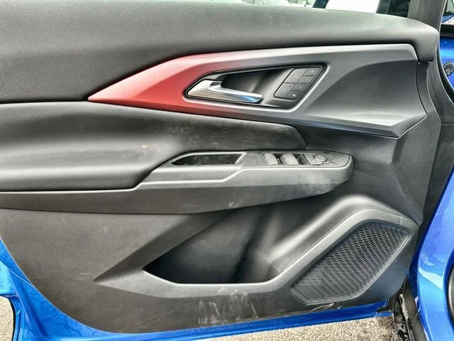 2025 Chevrolet Equinox EV RS - Photo 22