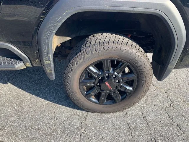 Used 2024 Black GMC AT4 image 40