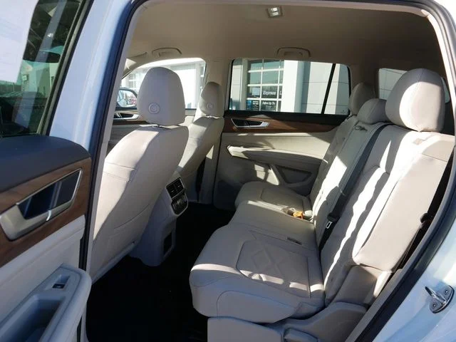 New 2026 White/off-white Volkswagen SE image 8