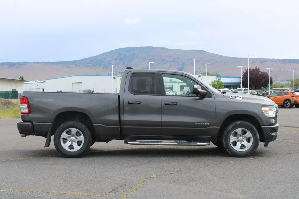 Used 2023 Crystal Metallic Ram Big Horn/Lone Star image 7