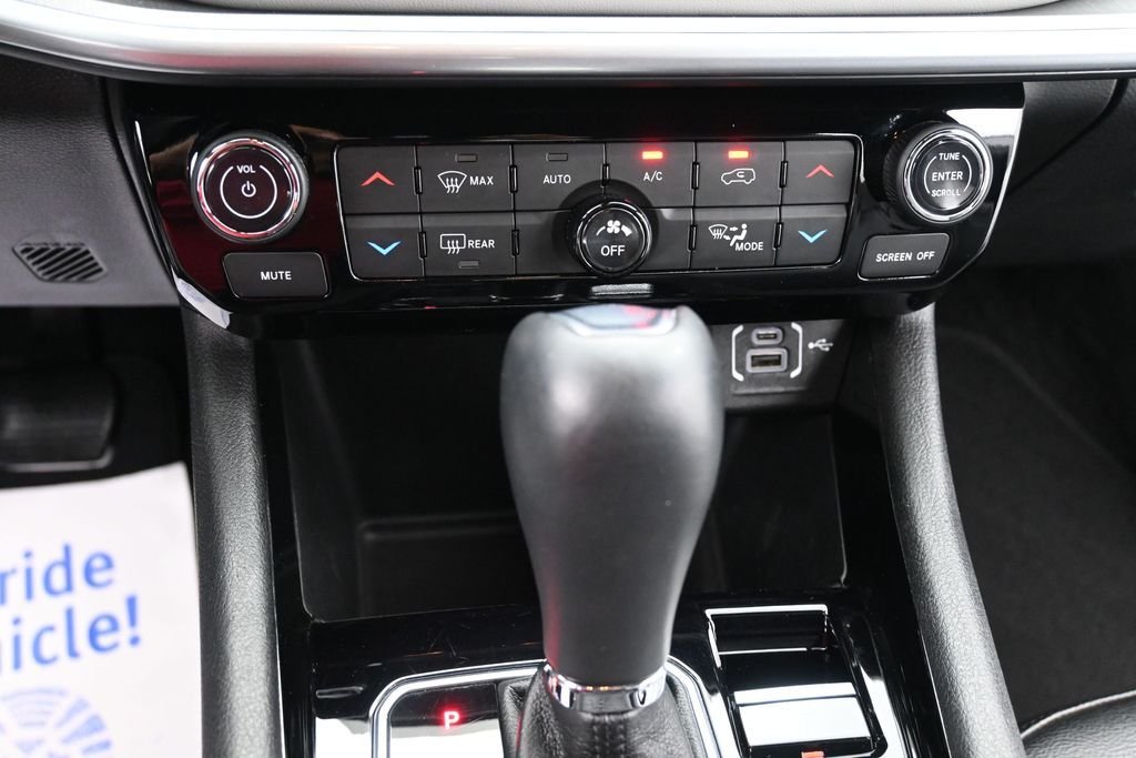 2025 Jeep Compass Limited - Photo 10