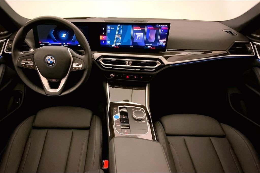 Used 2023 Black Sapphire Metallic BMW  image 15