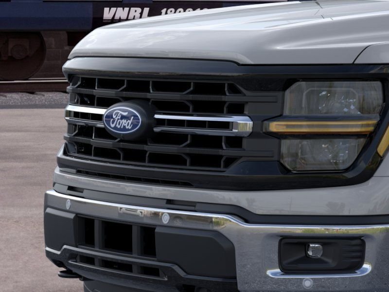 New 2026 Avalanche Ford XLT image 17