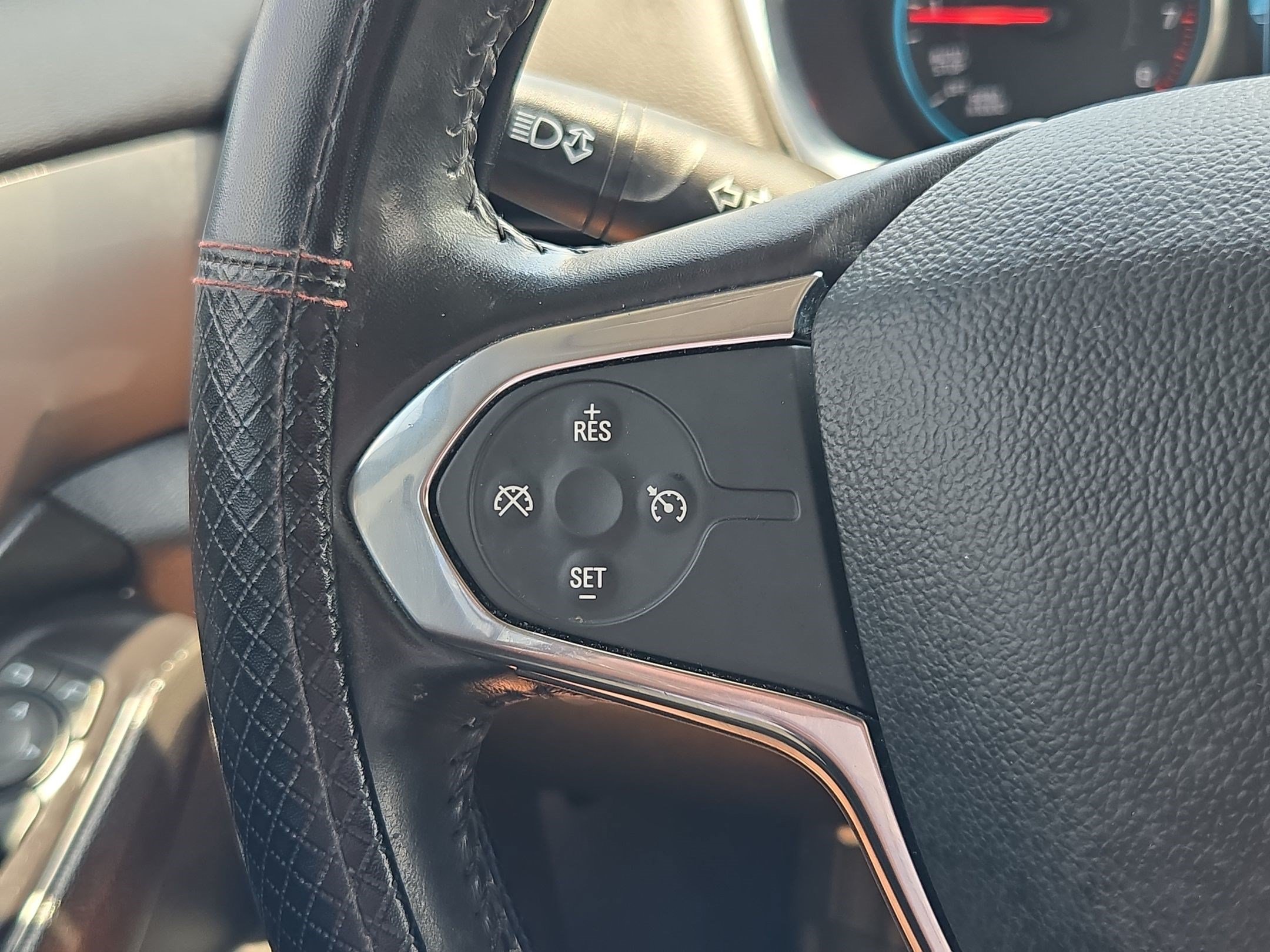 Used 2019 Cajun Red Tintcoat Chevrolet LT image 16