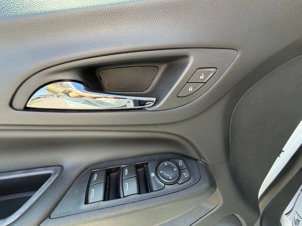 Used 2019 White Chevrolet LT image 16