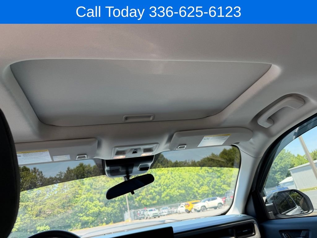 Used 2025 White Ford XLT image 13