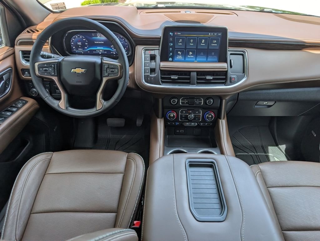 Used 2024 Black Chevrolet High Country image 11