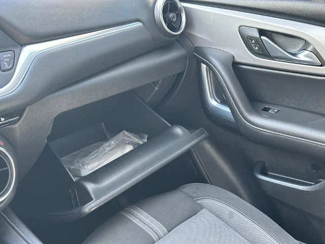 Used 2023 Gray Chevrolet LT image 34