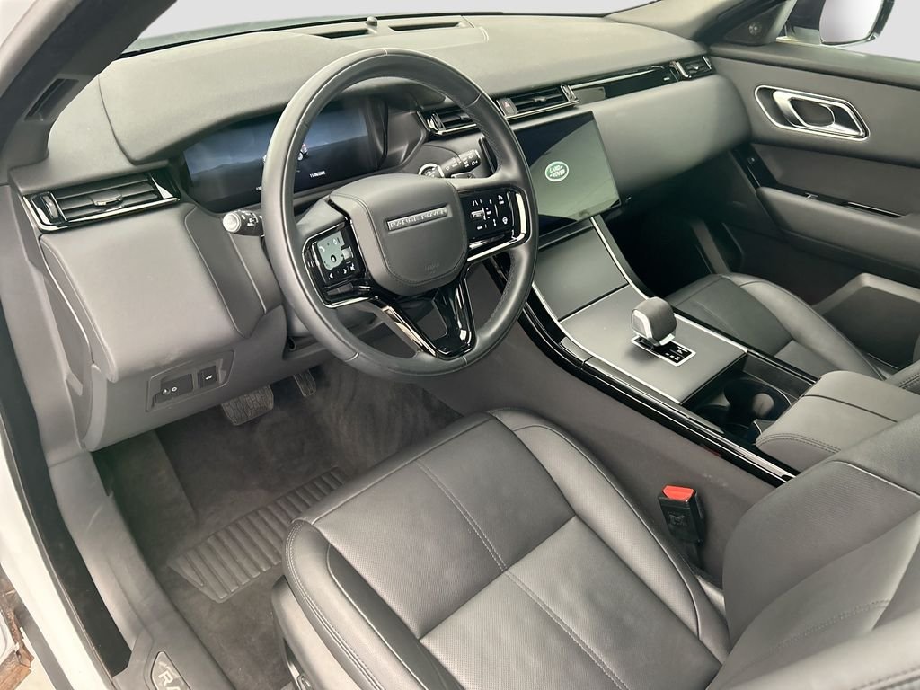 Certified Used 2026 Fuji White Land Rover S image 9