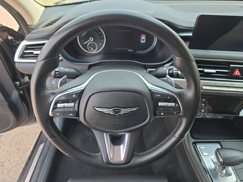 2025 GENESIS G70 Standard - Photo 25