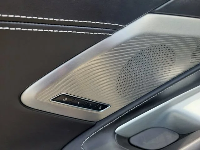 2024 Chevrolet Corvette 3LT - Photo 18