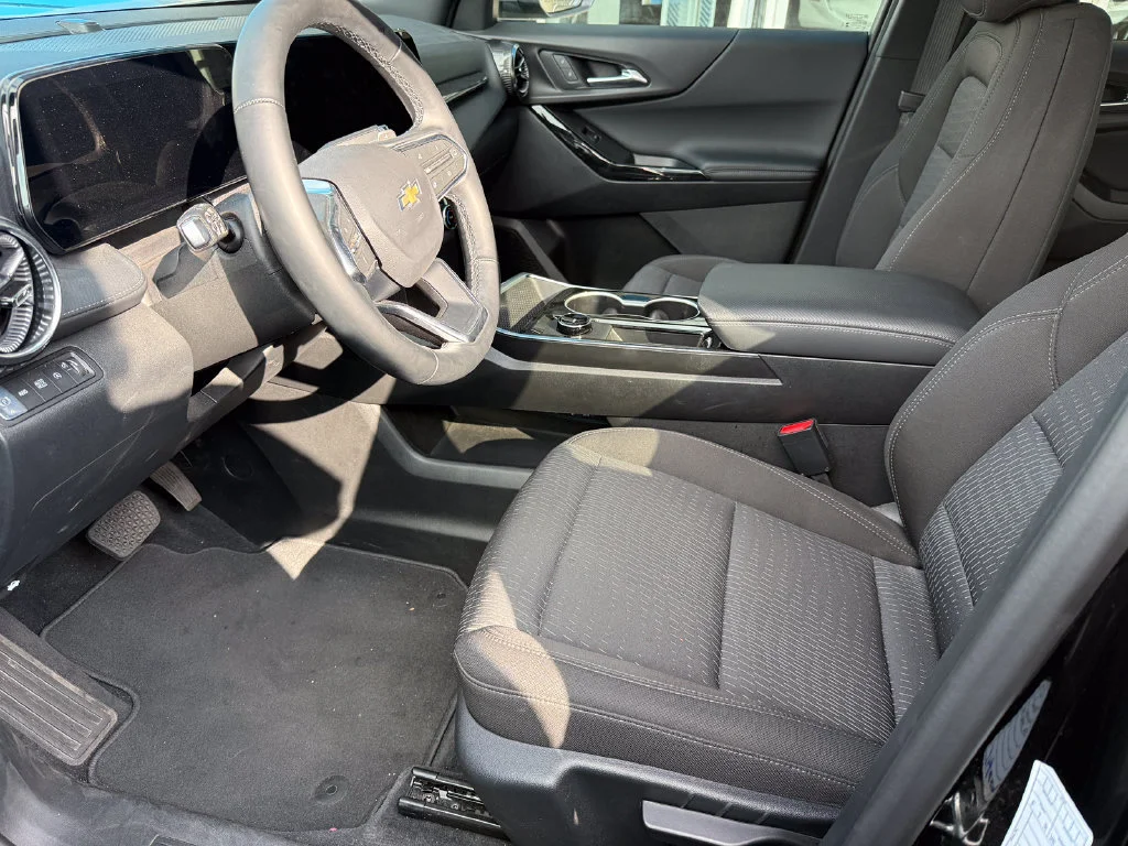 Used 2026 Mosaic Black Metallic Chevrolet LT image 23