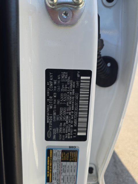 Used 2025 White Hyundai Calligraphy Night Edition image 26