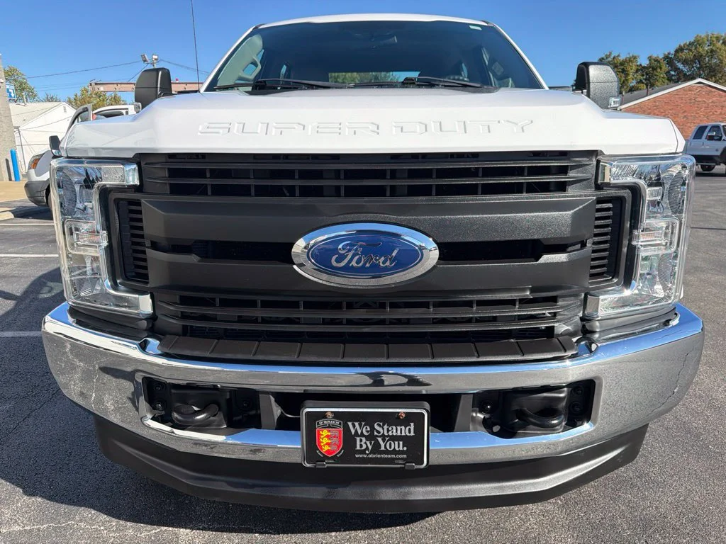 Used 2019 Oxford White Ford XL image 8
