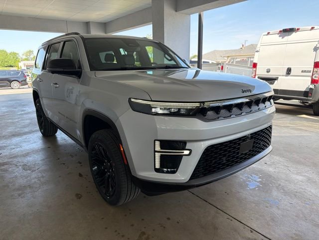New 2026 Silver Zynith Jeep Limited Reserve image 10