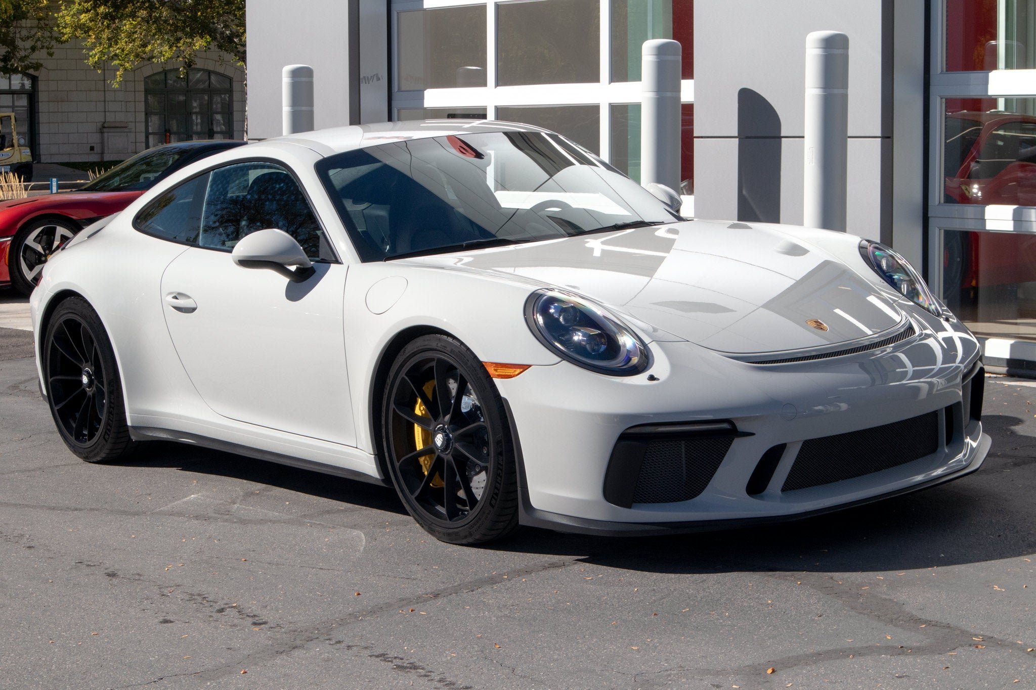 Used 2019 Chalk Porsche  image 8