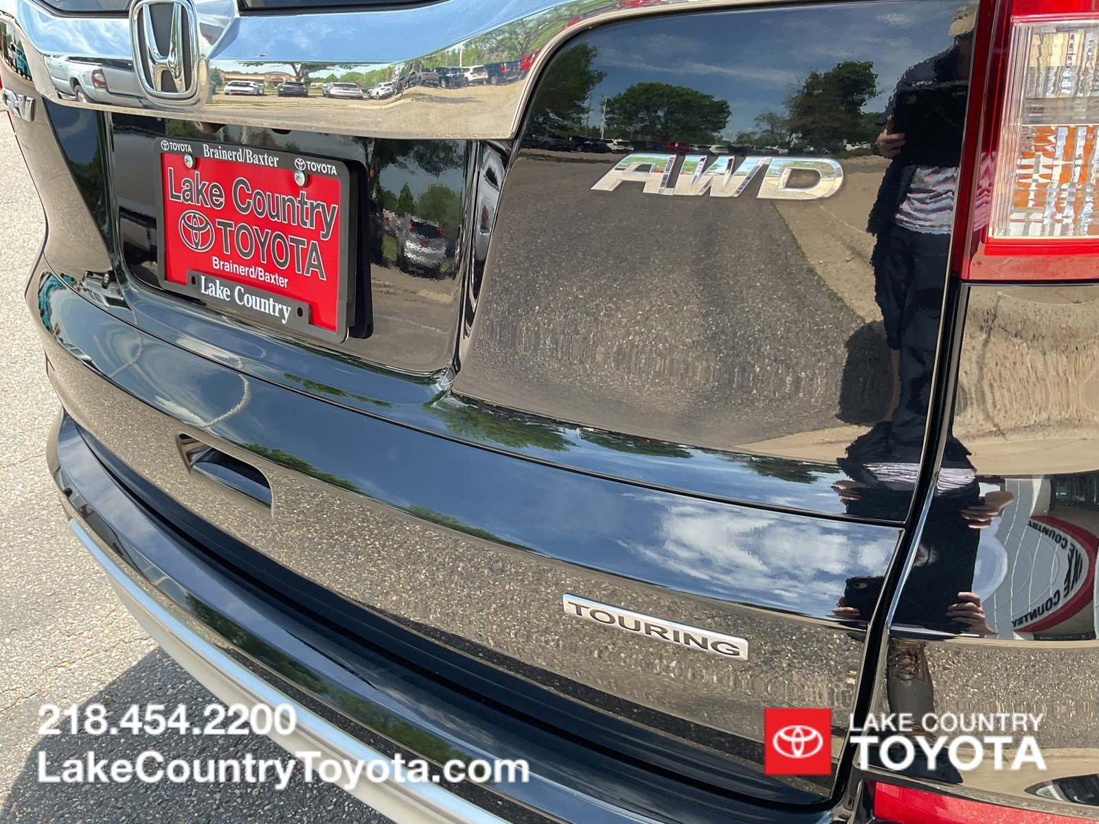 Used 2016 Black Honda Touring image 10