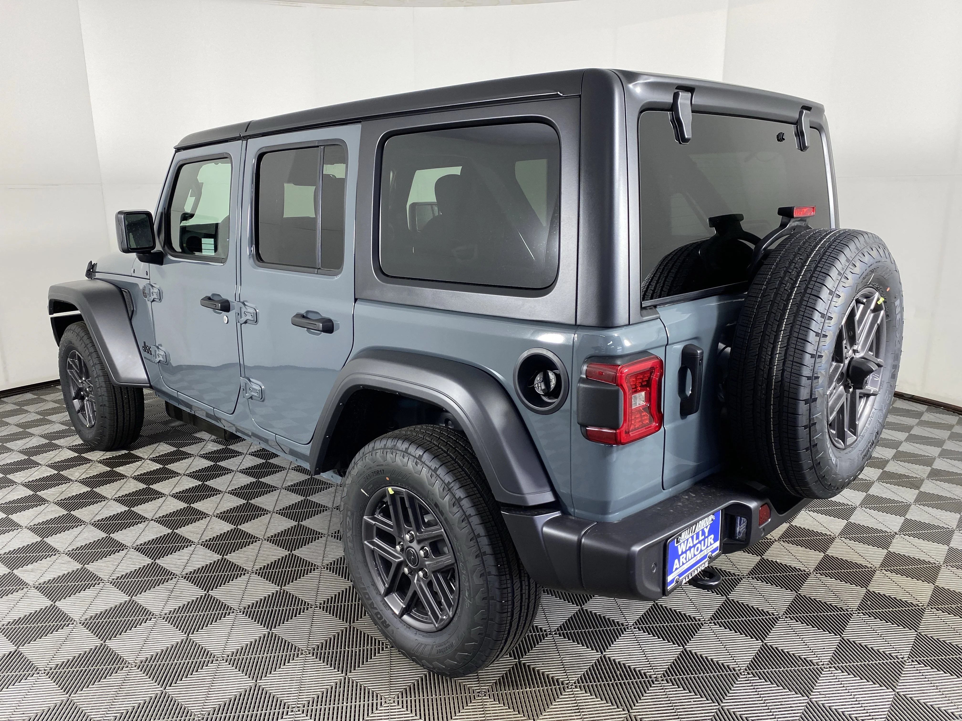 New 2026 Anvil Clear-Coat Exterior Paint Jeep Sport S image 8
