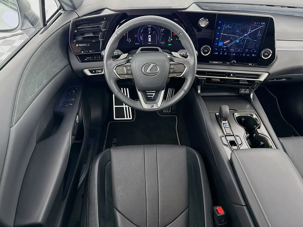 Used 2023 Ultra White Lexus 500h F SPORT Performance image 19