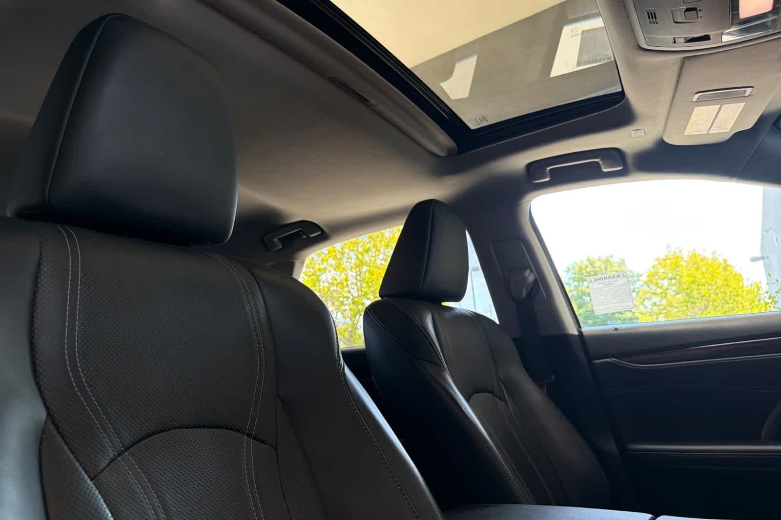 Used 2019 Matador Red Mica Lexus  image 18