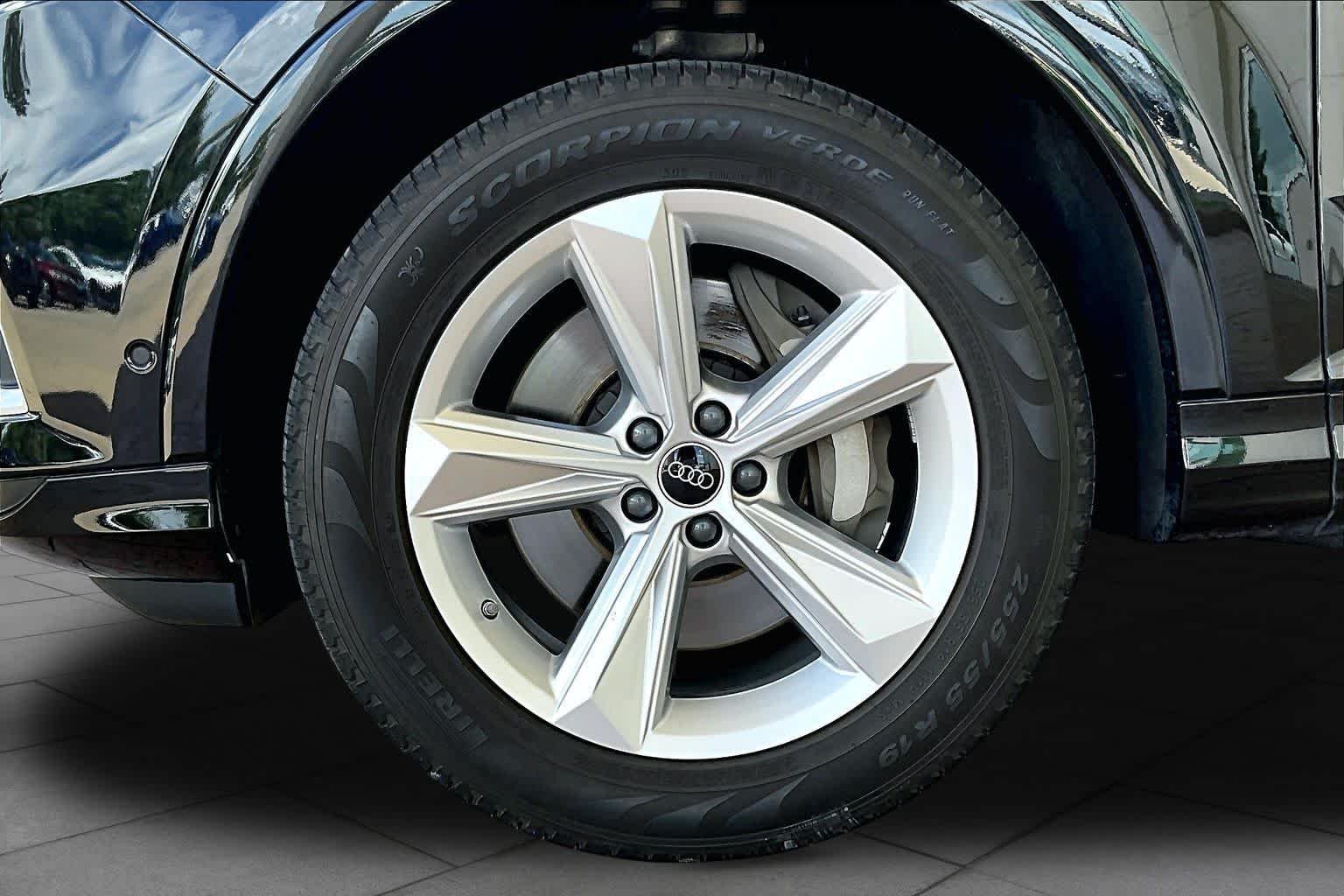 Used 2023 Mythos Black Metallic Audi Premium Plus image 10