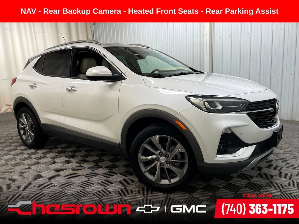 Used 2020 WHITE FROST TRICOAT Buick Essence image 1