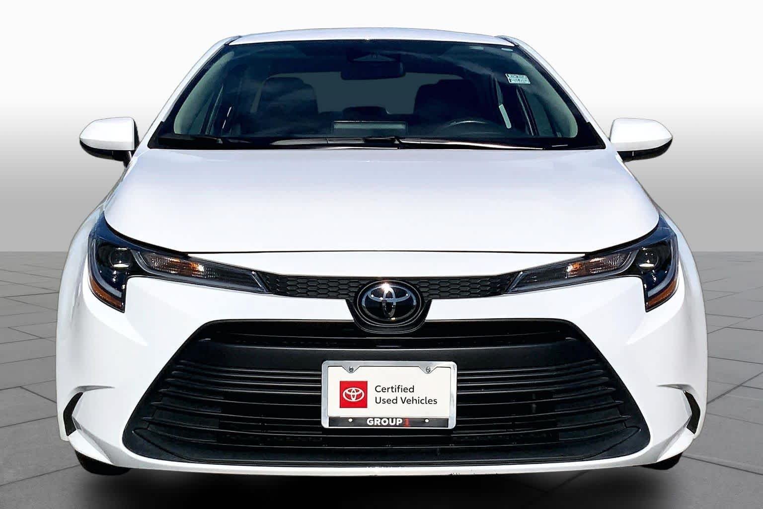 Used 2026 Ice Cap Toyota LE image 4
