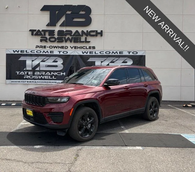 2025 Jeep Grand Cherokee Altitude X 4x4's photo