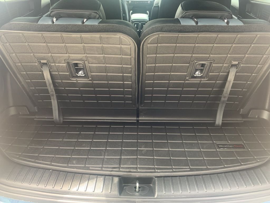 Used 2025 Blue Kia SX Prestige image 39