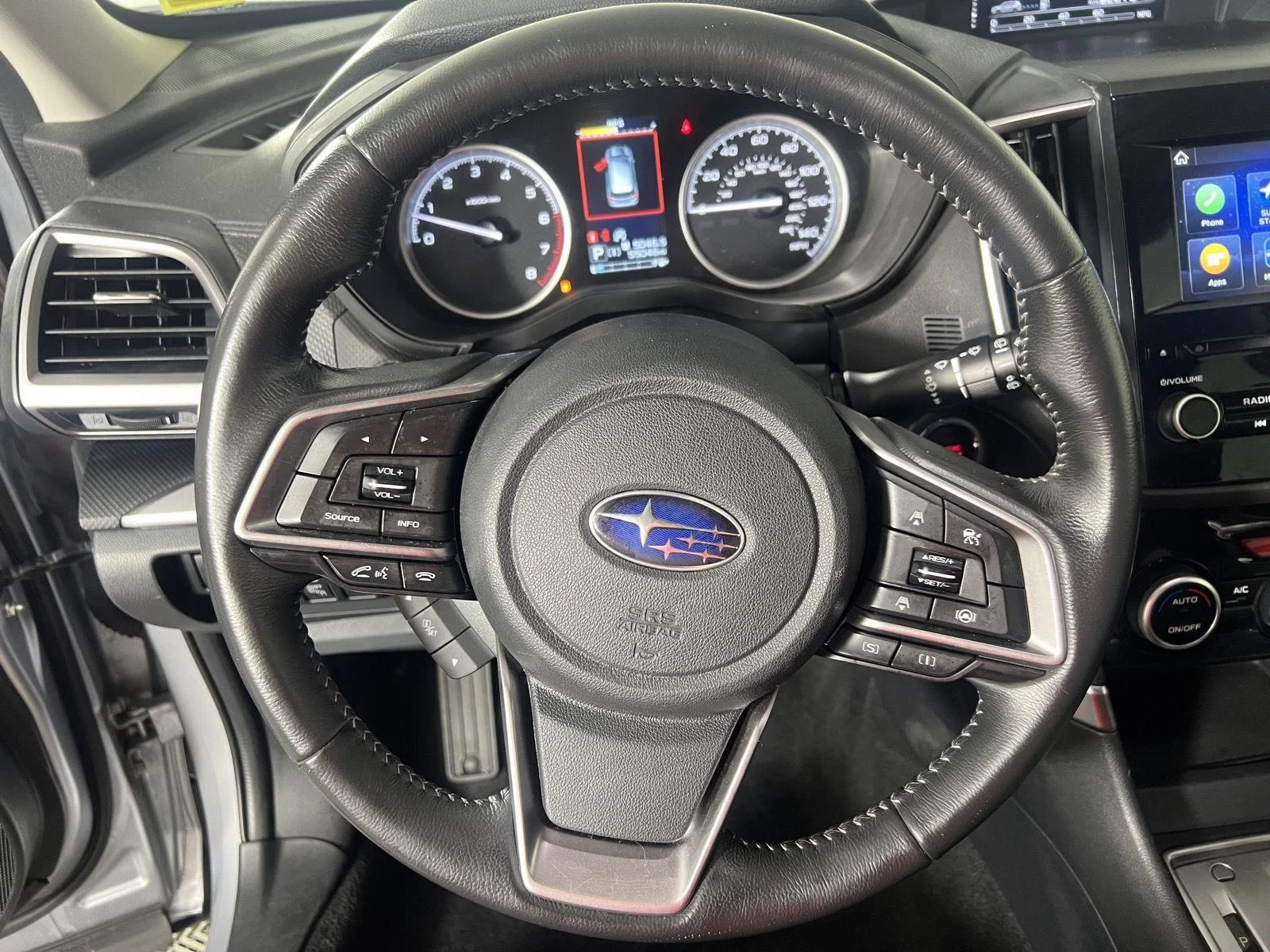 Used 2022 Ice Silver Metallic Subaru Premium image 12