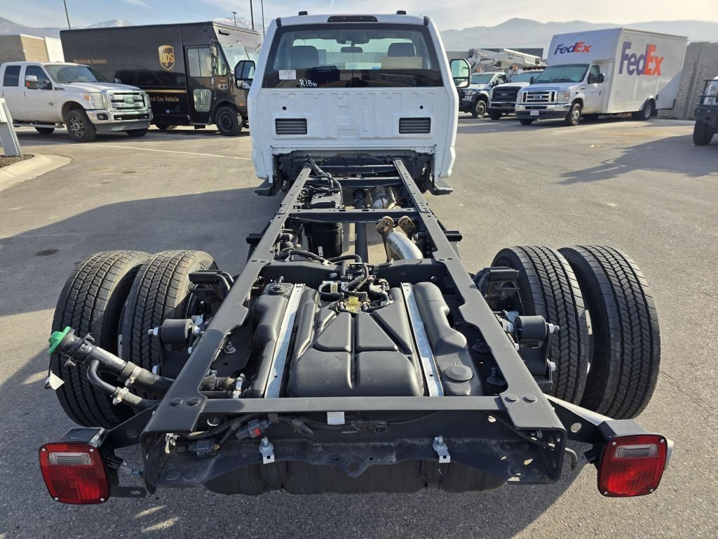 New 2025 Oxford White Ford XL image 21