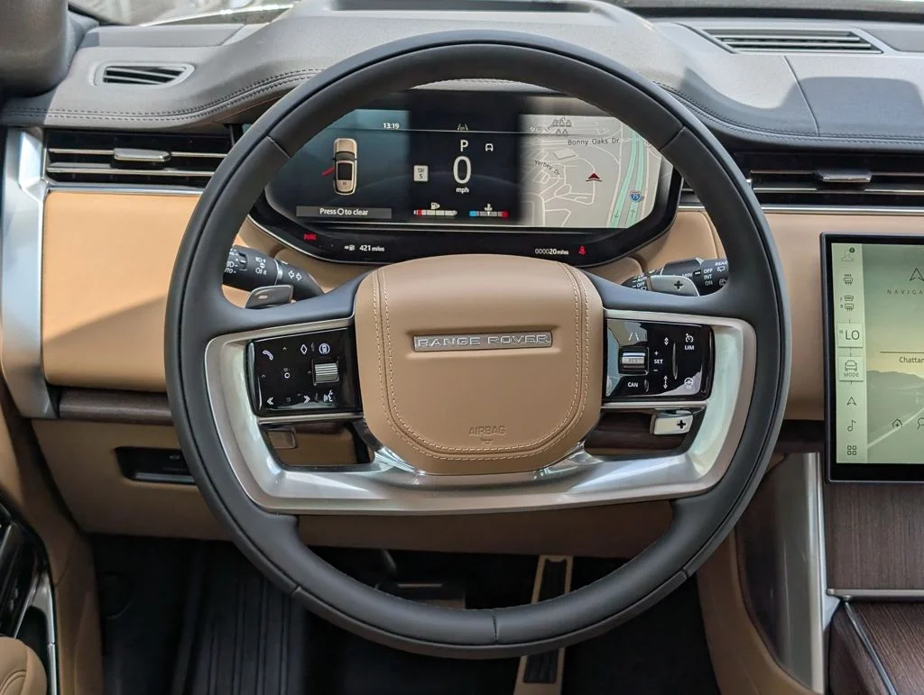 New 2026 Charente Grey Land Rover SE image 25