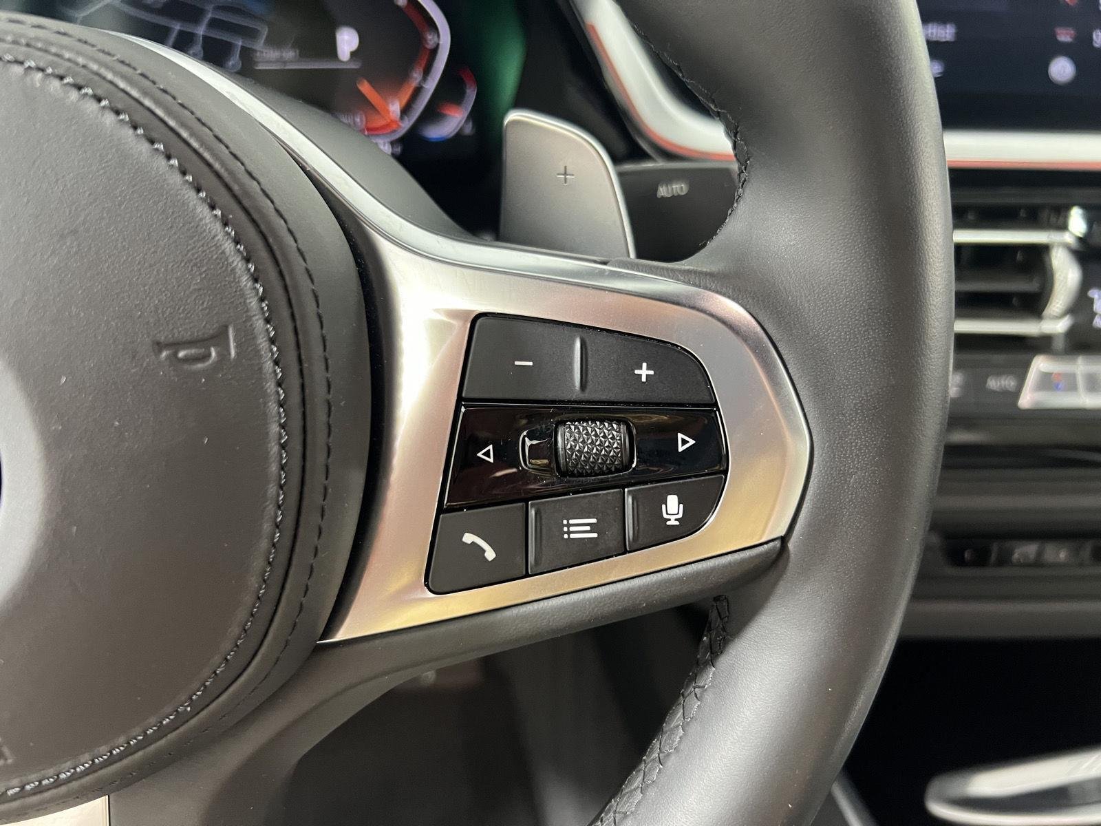 Used 2019 Misano Blue Metallic BMW sDrive30i image 15