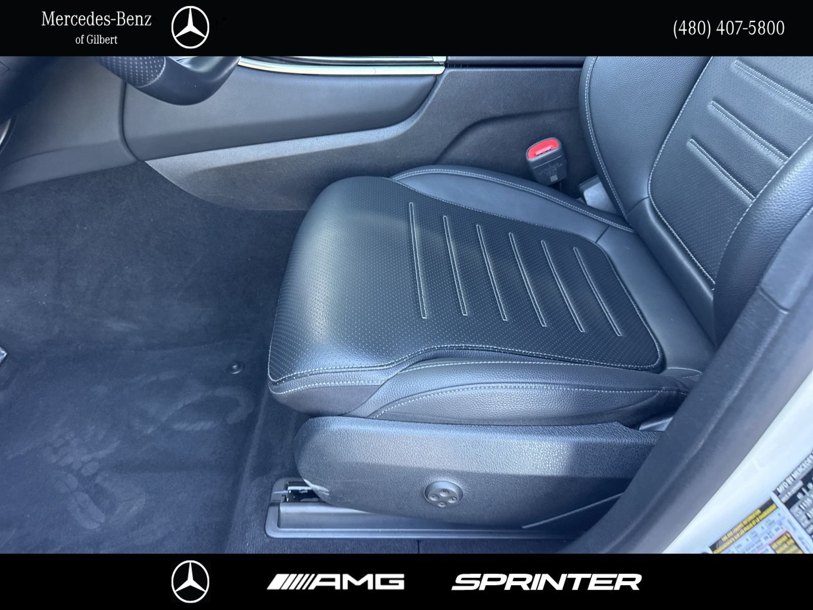 Certified Used 2024  Mercedes-Benz GLC 300 image 14