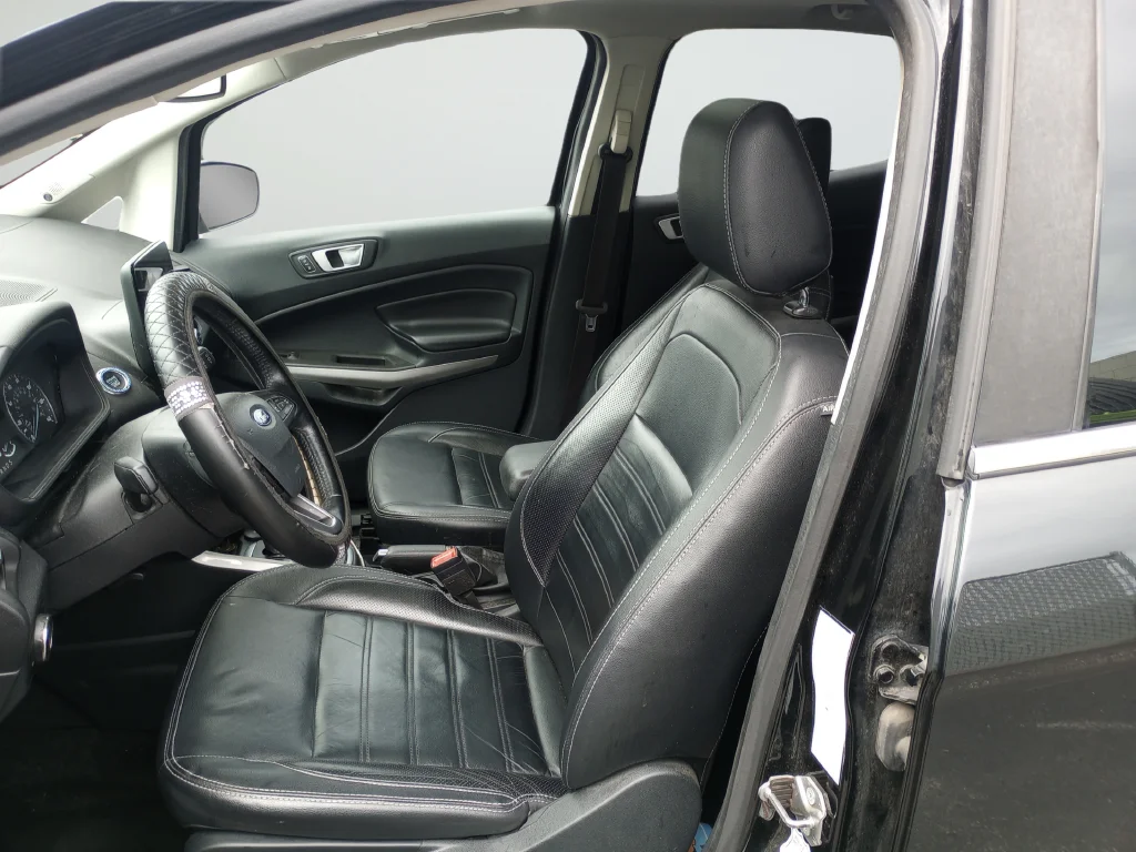 Used 2018 Black Ford Titanium image 10