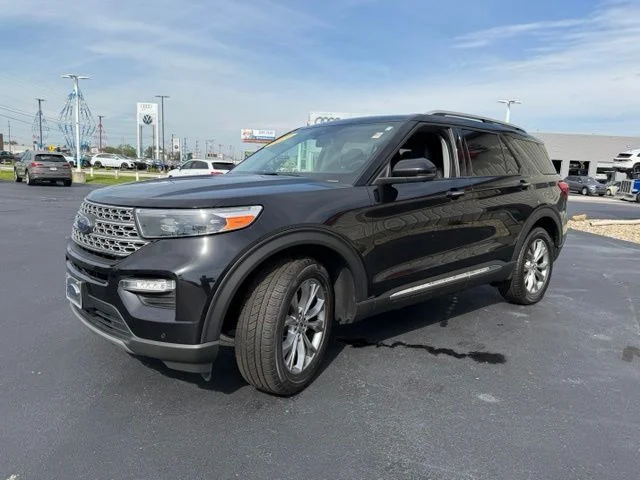 Used 2021 Black Ford Limited image 3