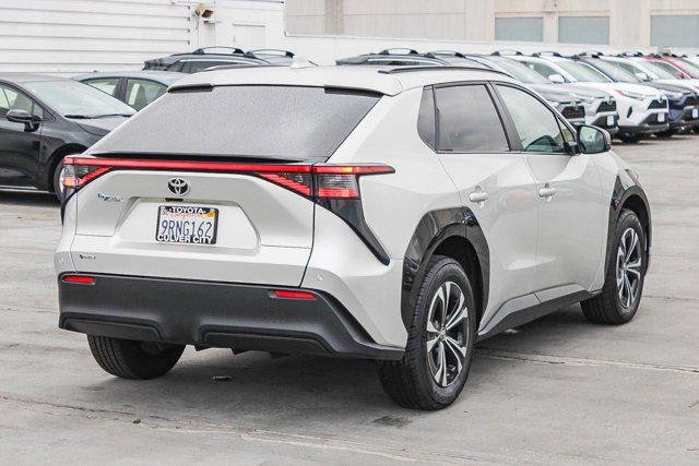 2024 Toyota bZ4X XLE - Photo 8
