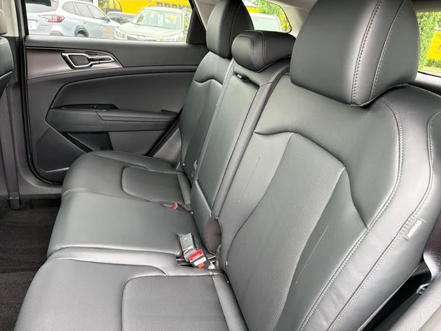 2026 Kia Sportage SX - Photo 22