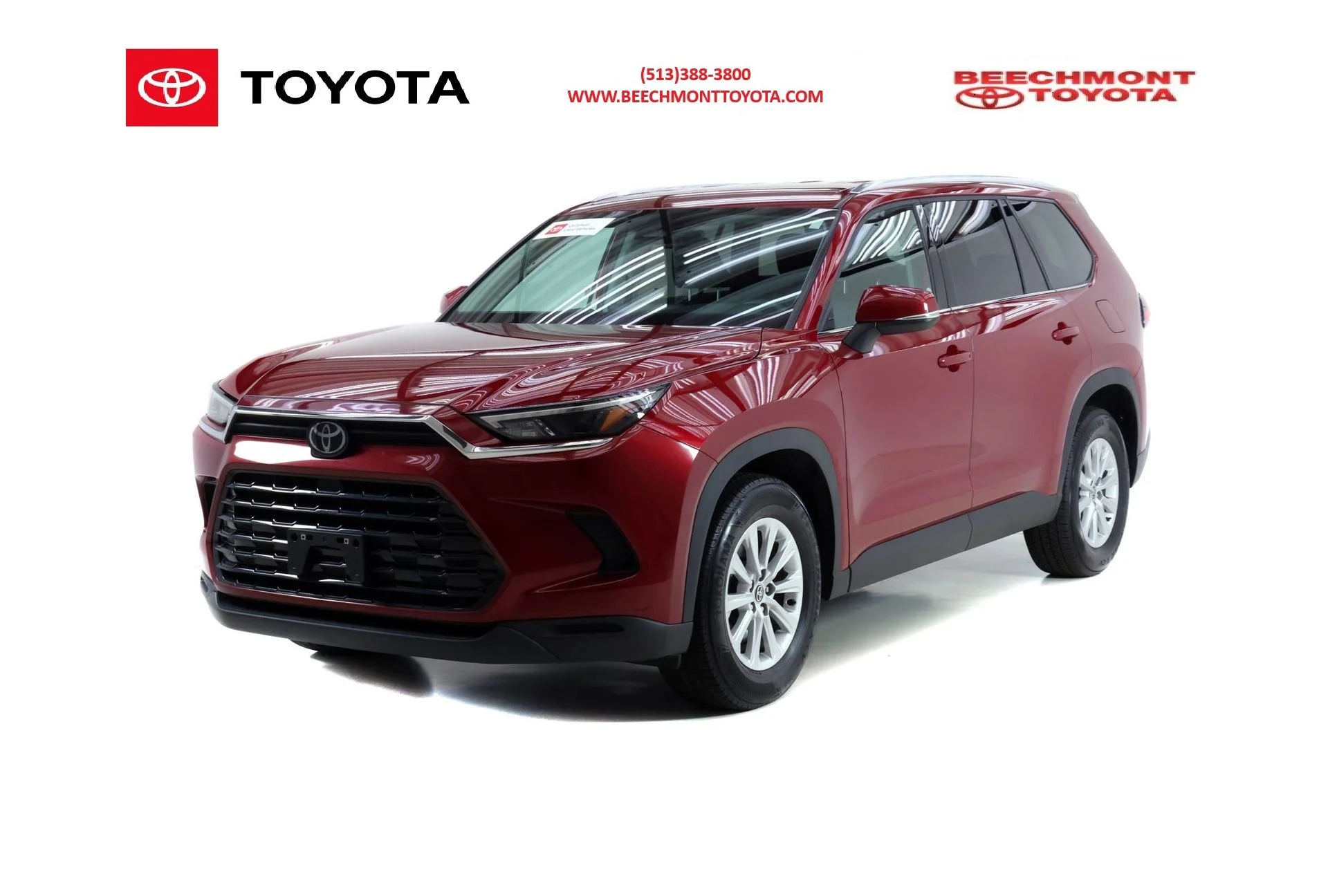 Used 2025 Red Toyota XLE image 1