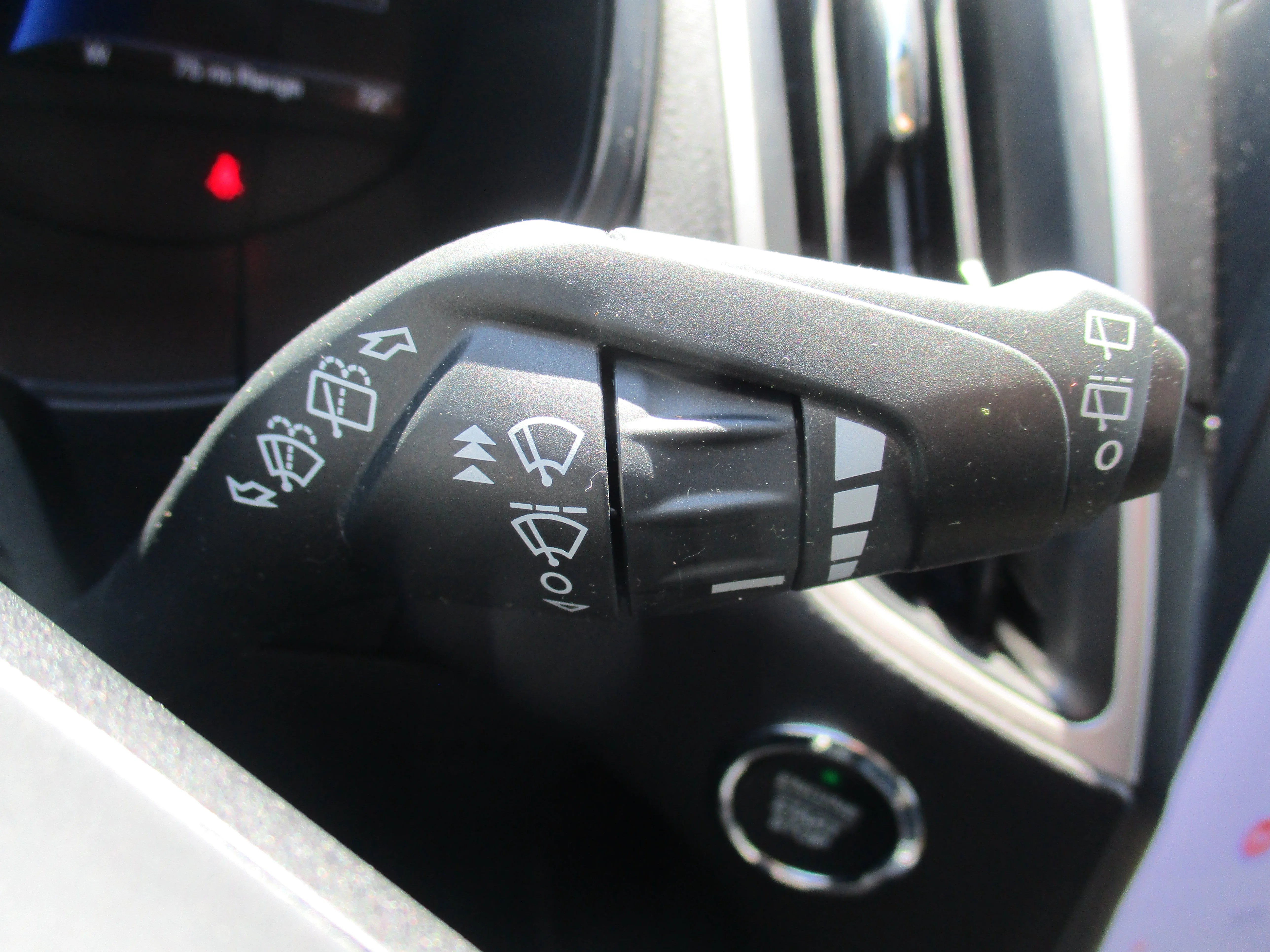 Used 2023 Star White Metallic Tri-Coat Ford SEL image 11