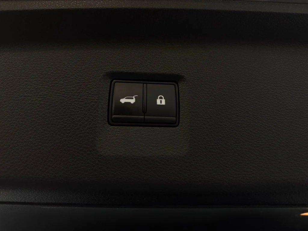 Certified Used 2025 Gray INFINITI Sensory image 32