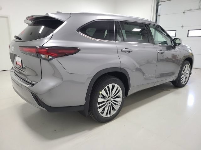 New 2026 Heavy Metal Toyota Platinum image 5